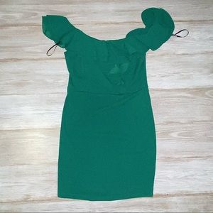 NWOT LULU’s Green Ruffle Bodycon Dress